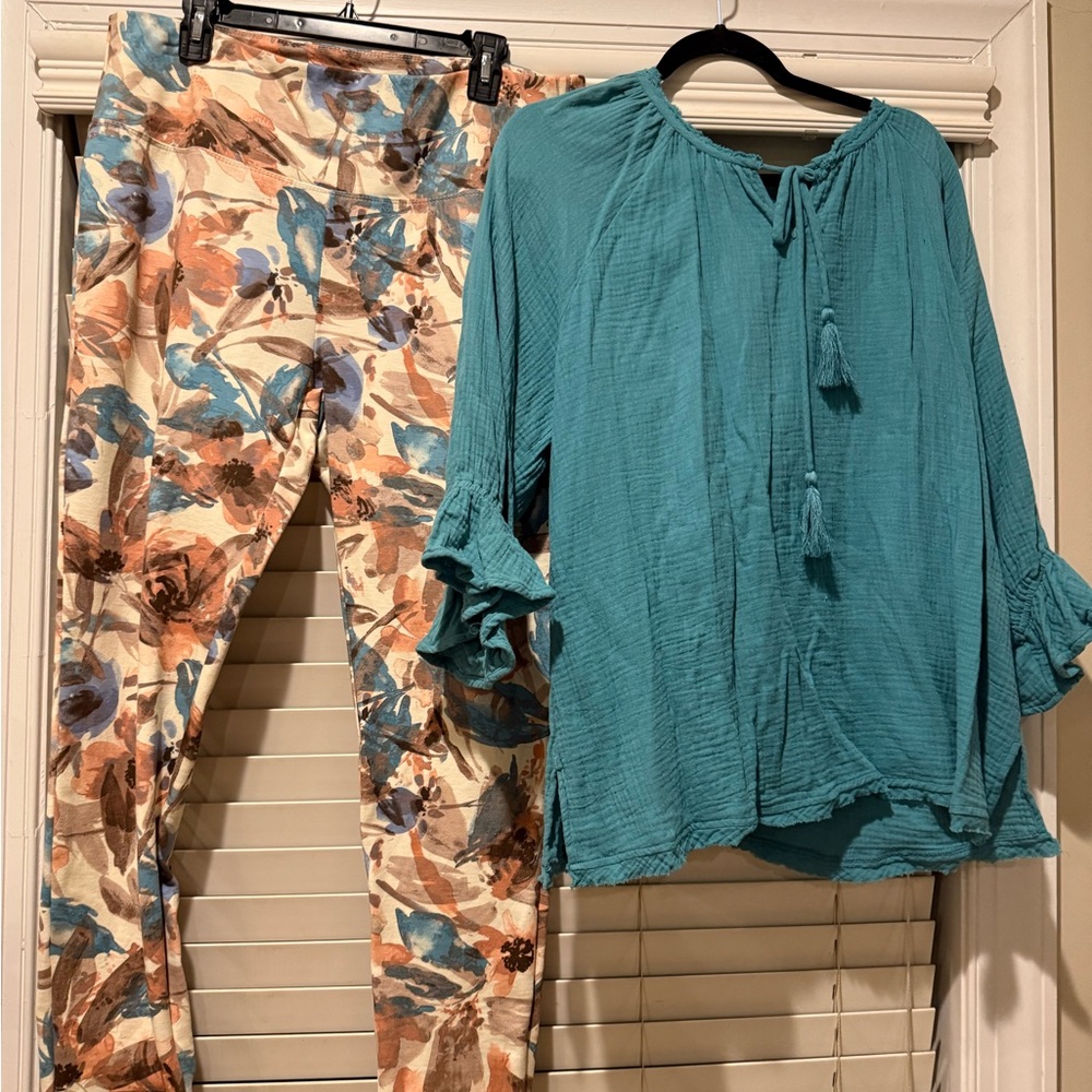 Floral Print Women's Pants and Blouse